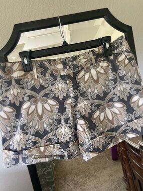 Mossimo Supply Co. Taupe & Gray Floral Scroll Athletic Shorts